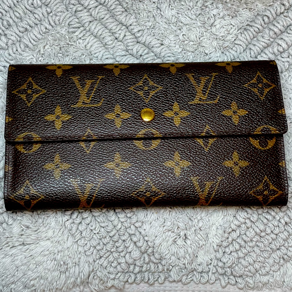 Louis Vuitton Monogram Brown Long Wallet EUC